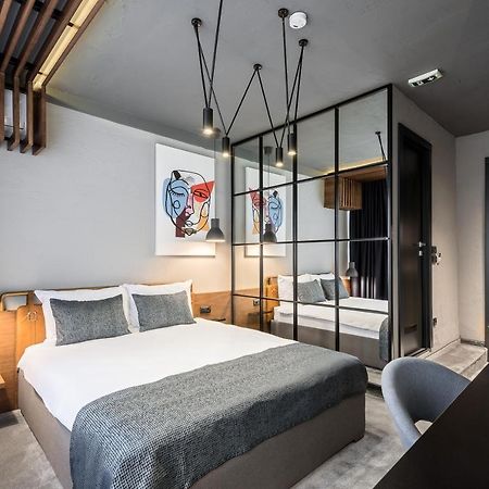 7 Rooms Suites เบลเกรด ภายนอก รูปภาพ